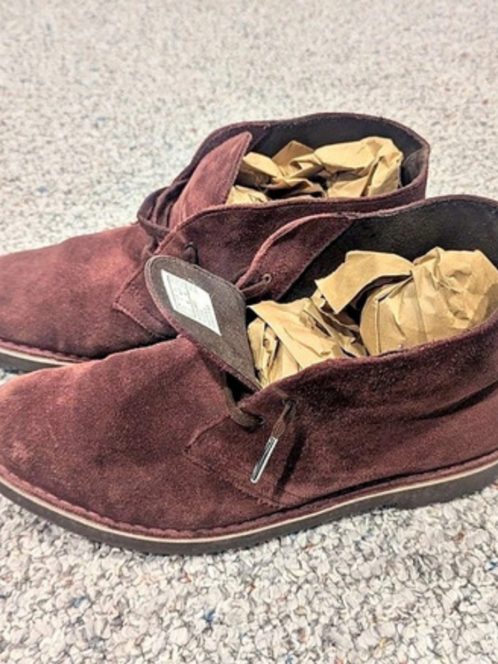 Clarks Desert Boot Men's Suede Chukka Boots  US 11 Asking 30 Or Best Offer